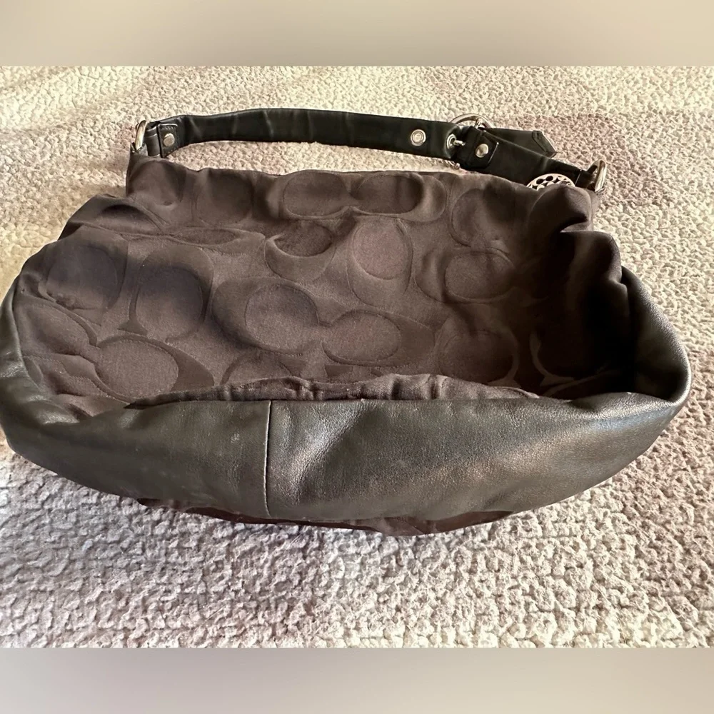 Coach Vintage Y2K Black Hobo Bag